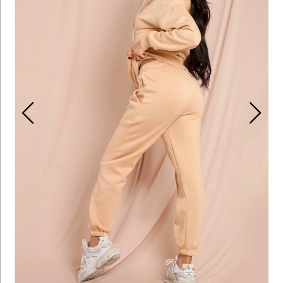 NWT Hoodie & Pintuck Jogger Lounge Set - Picture 5 of 9